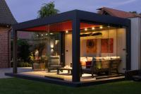 Flachdach Terrassenüberdachung mit Seitenteilen
