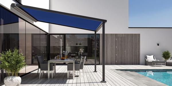 Pergola Markise als Sonnen- und Wetterschutz